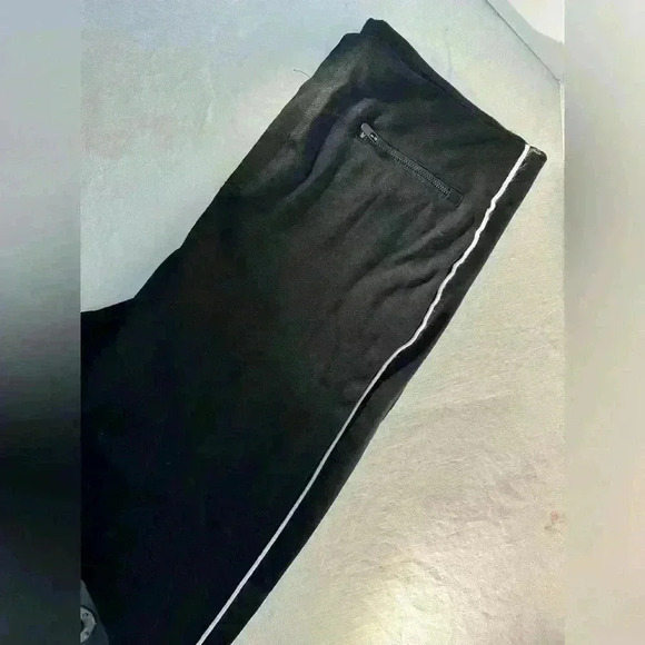 Spanx 1X T pants with Side Seam Stripe Black - Picture 3 of 12